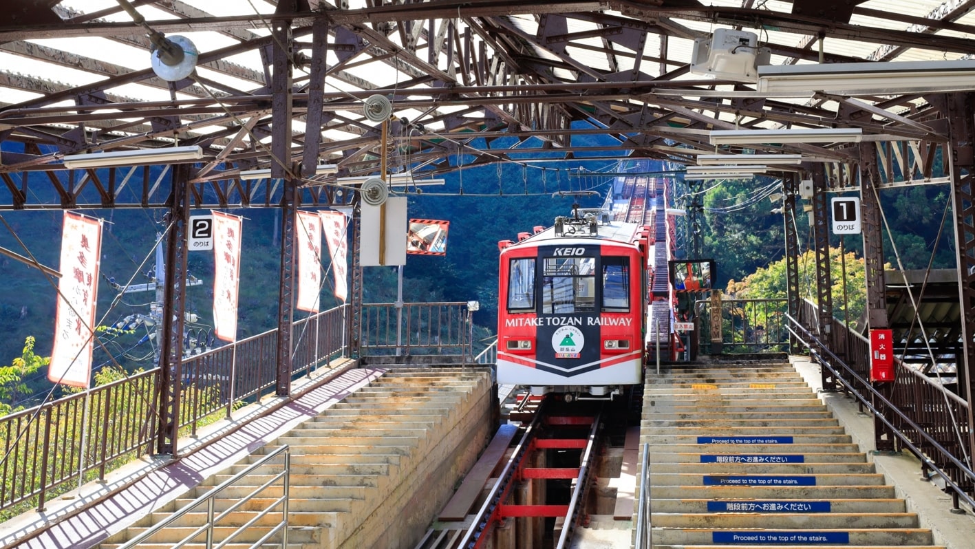 御岳山ケーブルカー