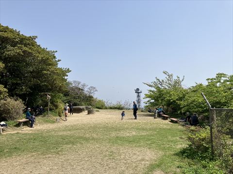 大楠山の広場