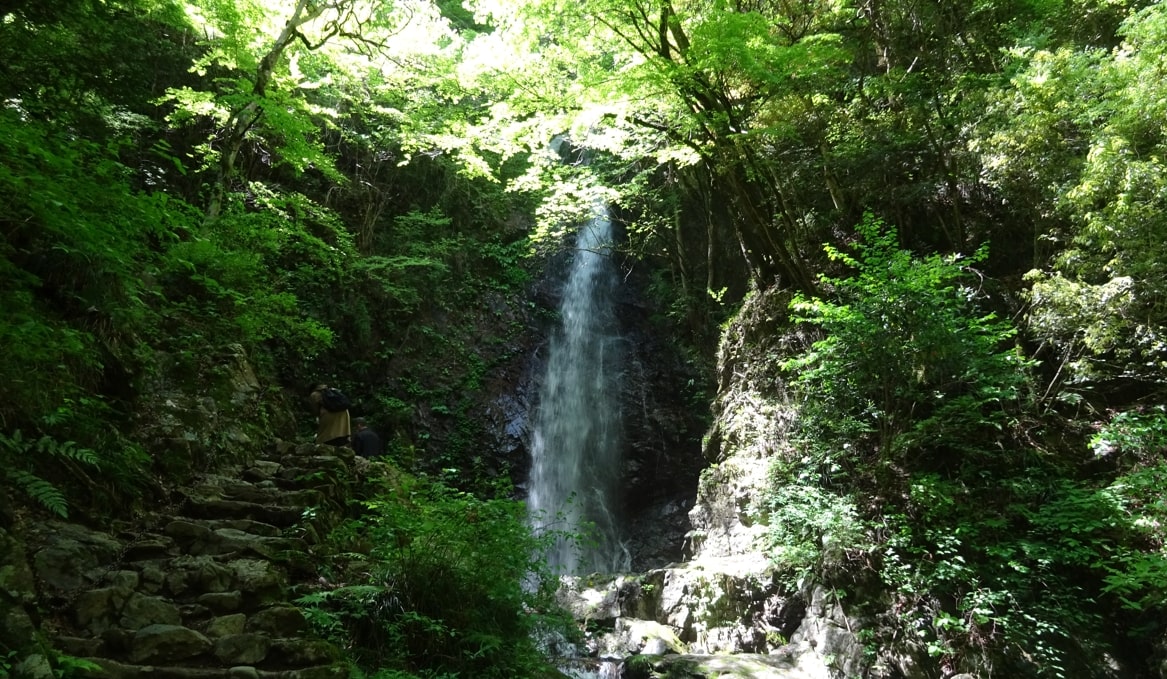 払沢の滝