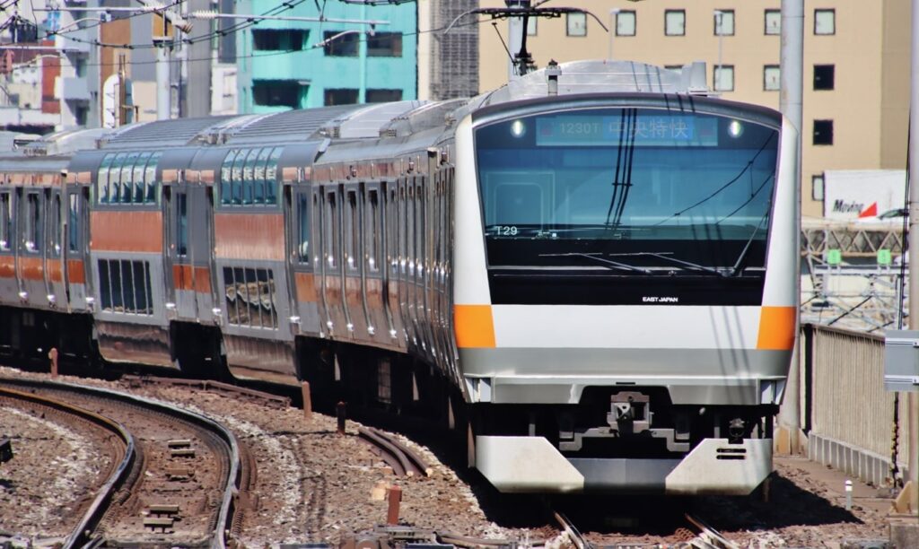 電車（中央特快）