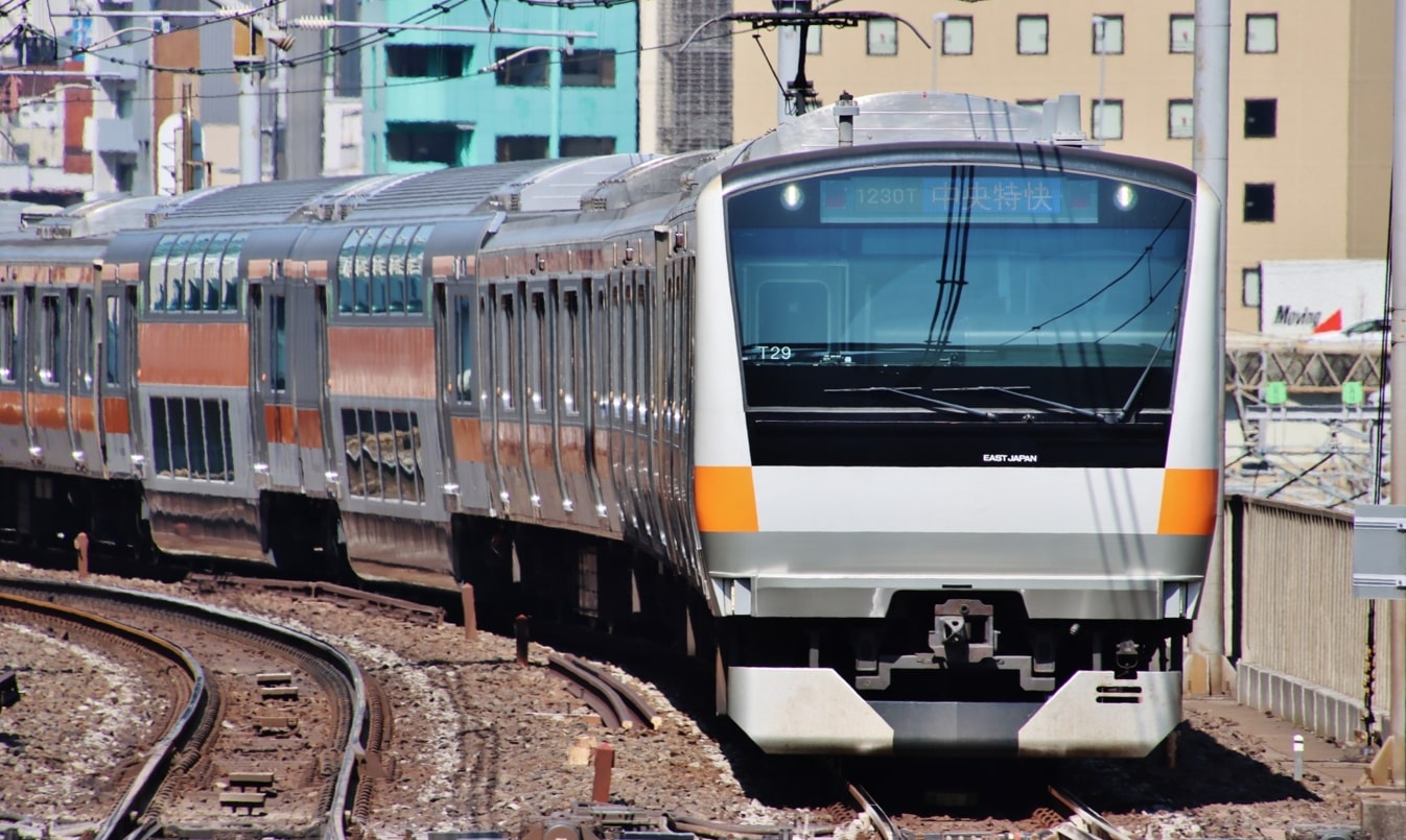 電車（中央特快）